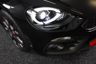 Fiat 124 Spider Fiat 124 Spider 1.4 MultiAir Turbo Abarth / 170 Pk / AUT / Navi / Airco / Elek Pakket / Cruise Control / Led / Pdc / 17 Inch - afbeelding nr 47