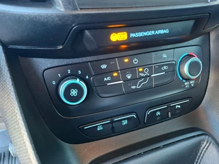 Ford Transit Connect Ford Transit Connect 1.5 EcoBlue L1 Trend AIRCO / CRUISE CONTROLE / TREKHAAK / EURO 6 - afbeelding nr 29