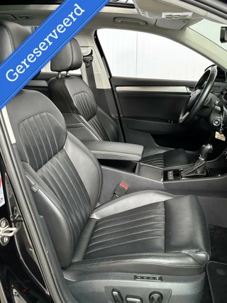 Škoda Superb Skoda Superb Combi 2.0 TDI 150 pk DSG Style Buss. | Navi | Pano | ACC | LED | Leder | Canton | 19