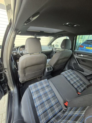 Volkswagen Golf Volkswagen Golf 1.4 TSI GTE DSG/Pano/ACC/Lane/Trekhaak/Led/ - afbeelding nr 27