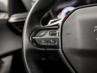 Peugeot 2008 Peugeot 2008 1.2 PureTech Sport Automaat (APPLE CARPLAY, GROOT NAVI, 360 CAMERA, LM VELGEN, SPORTSTOELEN, CRUISE, LANE ASSIST, NIEUWE APK, NIEUWSTAAT) - afbeelding nr 19