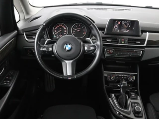 BMW 2 Serie BMW 2-serie Active Tourer 218d | Panoramadak | Sportstoelen | Trekhaak |  Full LED | Climate control | Parkeerhulp | Cruise control | Bluetooth - afbeelding nr 3