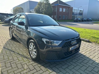 Audi A1 Sportback App Connect | Parkeersensoren v+a - afbeelding nr 9