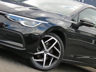 Volkswagen Golf Volkswagen Golf 1.5 eTSI Style AUTOMAAT | ORG NEDERLANDS | PANODAK | HARMAN/KARDON | IQ LIGHT | STOELMASSAGE | CAMERA | DAB - afbeelding nr 3