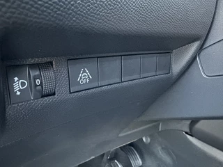 Peugeot 208 Peugeot 208 1.2 Allure STOELVERW | 360 CAMERA | NAVI | LANE ASSIST - afbeelding nr 24