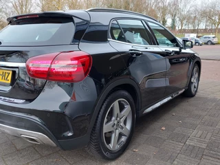 Mercedes-Benz GLA Mercedes-Benz GLA 180 122pk Automaat Business Solution AMG | Origineel NL | Navi | Clima | Cruise | Keyless Entry | Pdc V+A+Assist+Camera | Licht+Regensensor | Stoelverwarming | 18''lm - afbeelding nr 47