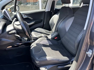 Peugeot 2008 Peugeot 2008 1.2 PURETECH ALLURE - afbeelding nr 17