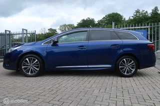 Toyota Avensis Toyota Avensis1.8 VVT-i Executive Business AUTOMAAT,TREKHAAK - afbeelding nr 4