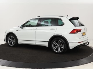 Volkswagen Tiguan Volkswagen Tiguan 1.5 TSI R-Line | DSG | 360 camera | Active Info |  Keyless | Adaptive cruise | Trekhaak | Full LED | Park Assist | Carplay | Navigatie - afbeelding nr 2