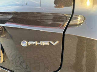 Toyota C-HR Toyota C-HR 2.0 Plug-In Hybrid 220 First Edition / nieuw! - afbeelding nr 9