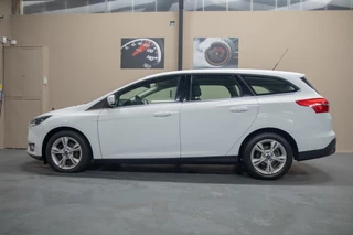 Ford Focus Ford Focus Wagon 1.0 EcoBoost Titanium met nieuwe distributie en 6 tot 12 maanden garantie - afbeelding nr 5