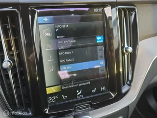 Volvo XC60 VOLVO XC60 2.0 T6 RECHARGE AWD R-DESIGN PANO ACC TREKHAAK CAMERA - afbeelding nr 21