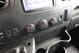 Renault Master Renault Master T35 2.3 dCi L1H2 AIRCO EN TREKHAAK - afbeelding nr 11
