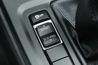 BMW X1 BMW X1 sDrive18i 136pk Centennial Executive AUTOMAAT NL-Auto NAP Clima Cruise Navi PDC 17