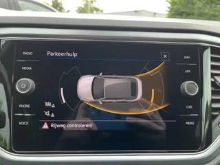 Volkswagen T-Roc Volkswagen T-Roc Cabrio 1.5 TSI Style 150pk Automaat | Adaptieve Cruise | Stoelverwarming | Digitale Cock pit | Dealer onderhouden | Dodehoeksensoren - afbeelding nr 29
