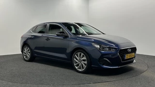 Hyundai i30 Hyundai i30 1.0 T-GDI Fastback Premium CAMERA TREKHAAK NAVI CRUISE ECC. - afbeelding nr 3