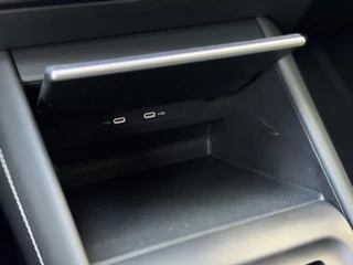 Volkswagen Tiguan Volkswagen TIGUAN 1.5 eTSI DSG Lane ass Drive pilot CarPlay 150 PK Keyless Camera Sfeerverlichting Life edition Direct leverbaar - afbeelding nr 54