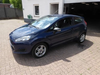 Ford Fiesta Ford Fiesta 1.2 STYLE ESSENTIAL/Airco/Elekt.Pakket/Knappe auto!! - afbeelding nr 2