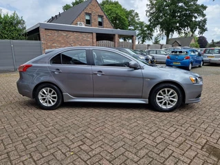 Mitsubishi Lancer Mitsubishi Lancer Sportback 1.6 Limited Edition NL-auto Climate Cruise Stoelverw Dealer OH - afbeelding nr 3