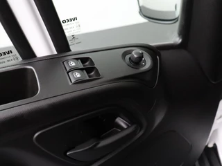 Iveco Daily | Airco | 3-Persoons | 750Kg Laadklep - afbeelding nr 9