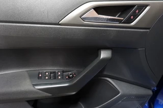 Volkswagen Polo Volkswagen Polo 1.0 TSI COMFORTLINE/ AIRCO/ NAVI - afbeelding nr 5