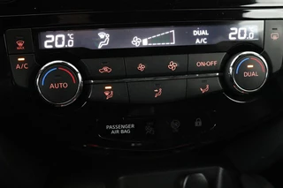 Nissan QASHQAI Nissan Qashqai 1.2 N-Vision | Panoramadak | Stoelverwarming |  360 camera | Trekhaak | Leder/Alcantara | Navigatie | Keyless | Climate control - afbeelding nr 27