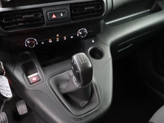 Citroën Berlingo Citroën Berlingo 1.6BlueHDI 100Pk Driver | Imperiaal | Trekhaak | Navigatie | Camera | Airco | Cruise | Betimmering - afbeelding nr 16