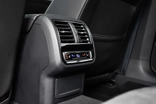 Volkswagen Arteon | Panoramadak | 360 Camera | ACC | Matrix LED | Head-Up | Sfeerverlichting | CarPlay | Stoelverwarming voor + achter | - afbeelding nr 25