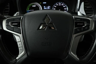 Mitsubishi Outlander Mitsubishi Outlander 2.0 PHEV Pure | Trekhaak | Carplay | Camera |  Half leder | Keyless | Climate control | Cruise control - afbeelding nr 9