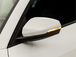 Audi A1 Sportback Automaat (VIRTUAL COCKPIT, CLIMATE, STOELVERWARMING, SPORTSTOELEN, GETINT GLAS, LANE ASSIST, LM VELGEN, CRUISE, NIEUWSTAAT) - afbeelding nr 29