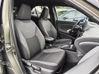 Toyota Yaris Cross Toyota Yaris Cross 1.5 Hybrid First Edition | Navi | Keyless Start & Entry | Androi - afbeelding nr 26