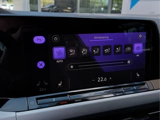 Volkswagen Golf 1.5 TSI 131pk 1st Edition | Origineel NL | Navi | Apple Carplay+Android Auto | Clima | Adap.Cruise | Led Koplampen | Stoel+Stuurwielverwarming | Rijstrook+Licht+Regensensor | Privacy Glass - afbeelding nr 18