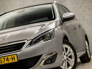 Peugeot 308 (PANORAMADAK, NAVIGATIE, CLIMATE, LEDER/ALCANTARA, CAMERA, LED KOPLAMPEN, SPORTSTOELEN, PARKEERSENSOREN, CRUISE, NIEUWE APK, NIEUWSTAAT) - afbeelding nr 32