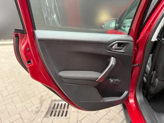 Peugeot 2008 Peugeot 2008 1.2 PureTech Blue Lion - afbeelding nr 34
