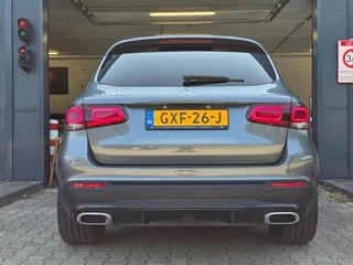 Mercedes-Benz GLC Mercedes-Benz GLC-klasse 300e 4MATIC Premium Plus / LUCHTVERING / PANORAMADAK / ALARMKLASSE 5 / TREKHAAK ELEKTRISCH / AMG-LINE ! - afbeelding nr 10