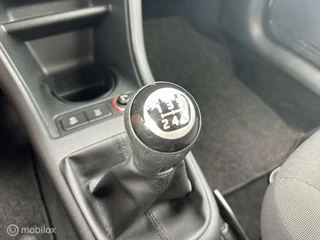 Volkswagen up! Volkswagen Up! 1.0 move up! BlueMotion 5 deurs Airco! Nette auto! CNG! - afbeelding nr 17
