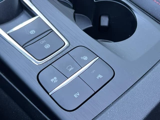 Ford Kuga Ford Kuga 2.5 PHEV Graphite Tech Edition 225pk | Driver Assistance Pack | Technology pack | Black Pack | Trekhaak afneembaar | Panorama dak | Winterpack | Verlengde fabrieksgarantie tot 06-2028 - afbeelding nr 36