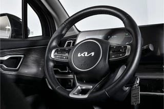 Kia Sportage Kia Sportage 1.6 T-GDi MHEV 160 PK DynamicLine - Automaat | Afn. Trekhaak | Dig. Cockpit | Adapt. Cruise | Stuur-+Stuurverw. | PDC | Camera | NAV + App. Connect | ECC | LM 17