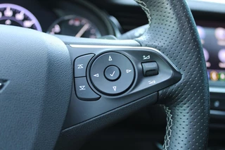 Opel Insignia Opel Insignia Grand Sport 1.6 Turbo 200 Pk Opc line Automaat Business Executive Leer. Navi, Stoel en stuur verw, Open dak, Trekhaak - afbeelding nr 21