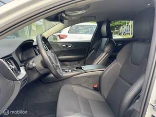 Volvo V60 Volvo V60 2.0 T6 Recharge AWD R-Design / Carplay - afbeelding nr 6