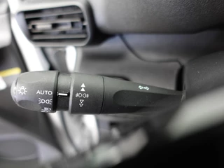 Peugeot Partner Peugeot Partner 100pk L1 Navigatie Apple Carplay Trekhaak Parkeersensoren Camera  Cruise control - afbeelding nr 19