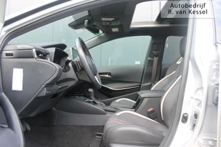 Toyota Corolla Toyota Corolla 2.0 Hybrid GR-Sport Plus I Panoramadak I JBL I NL-auto - afbeelding nr 21
