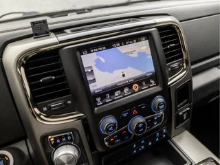 Dodge Ram 1500 Dodge Ram 1500 5.7 V8 Quad Cab 6'4 402Pk (SCHUIFDAK, NAVIGATIE, ALPINE AUDIO, STUUR/STOELVERWARMING, LEDER, CAMERA, TREKHAAK, GETINT GLAS, NIEUWE APK, NIEUWSTAAT) - afbeelding nr 9