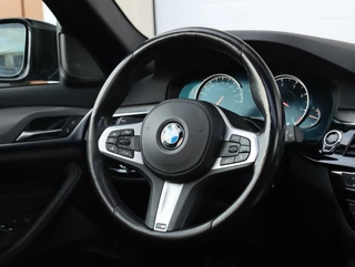 BMW 5 Serie BMW 5-serie Touring 530d xDrive High Executive M-sport - afbeelding nr 46
