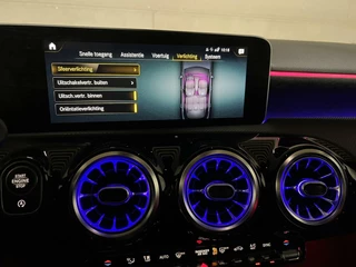 Mercedes-Benz A-Klasse Mercedes A-klasse 180 AMG Matgrijs Sfeerverlichting Carplay - afbeelding nr 44