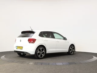 Volkswagen Polo Volkswagen Polo 1.0 TSI Highline Business R | Panoramadak | Parkeersensoren | - afbeelding nr 2