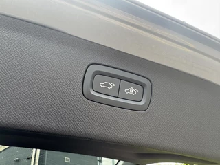 Volvo XC90 Volvo XC90 T8 Plug-in hybrid AWD Plus Bright | 360 Camera | H&K Audio | Getint glas - afbeelding nr 16