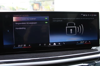 BMW X5 BMW X5 xDrive50e M-Sport | Panoramadak | H&K | Trekhaak | Comfortstoelen | Luchtvering | Glow - afbeelding nr 32