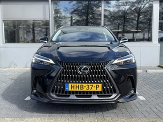 Lexus NX Navigatie, Elektrische bestuurderstoel, Parkeersensoren , All-in Rijklaarprijs - afbeelding nr 17