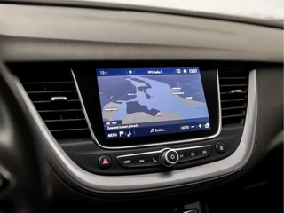 Opel Grandland X (APPLE CARPLAY, GROOT NAVI, CAMERA, GETINT GLAS, SPORTSTOELEN, LEDER, LANE ASSIST, NIEUWSTAAT) - afbeelding nr 19